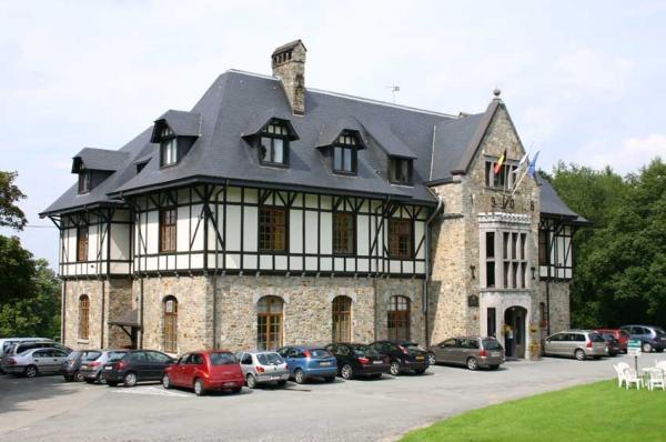 Главное здание школы Ceran Lingua в Бельгии и центр изучения французского языка